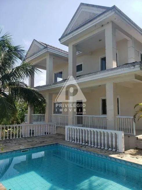 Foto 1 de Casa de Condomínio com 5 Quartos à venda, 292m² em Itanhangá, Rio de Janeiro