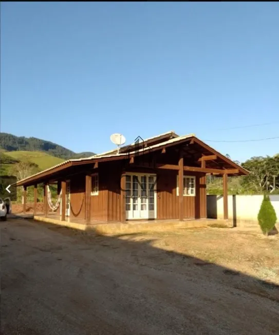 Foto 1 de Fazenda/Sítio com 2 Quartos à venda, 70m² em , São João Batista