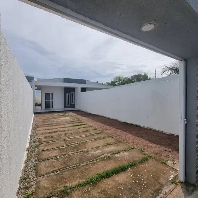 Foto 1 de Casa com 2 Quartos à venda, 85m² em Centro, Paracuru