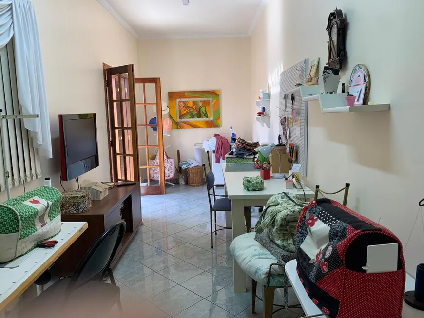 Foto 1 de Casa com 3 Quartos à venda, 212m² em Jardim Renata, São José dos Campos