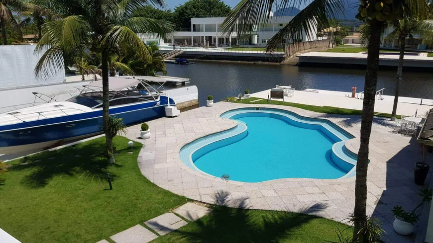 Foto 1 de Casa com 5 Quartos à venda, 1000m² em Balneário Praia do Perequê , Guarujá