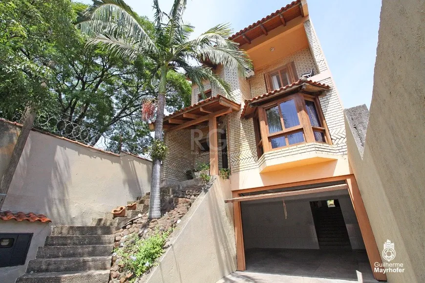Foto 1 de Casa com 3 Quartos à venda, 353m² em Bom Jesus, Porto Alegre