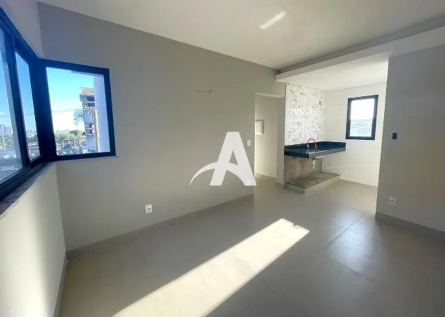 Foto 1 de Apartamento com 2 Quartos para alugar, 55m² em Umuarama, Uberlândia
