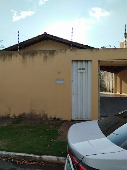 Foto 1 de Casa com 3 Quartos à venda, 100m² em Jardim Itália, Cuiabá