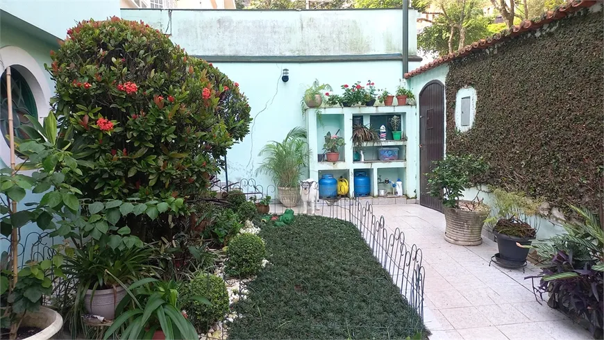Foto 1 de Sobrado com 3 Quartos à venda, 250m² em Vila Madalena, São Paulo