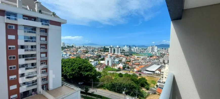 Foto 1 de Apartamento com 3 Quartos à venda, 129m² em Coloninha, Florianópolis