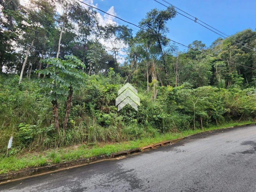 Foto 1 de Lote/Terreno à venda, 1000m² em , Nova Lima