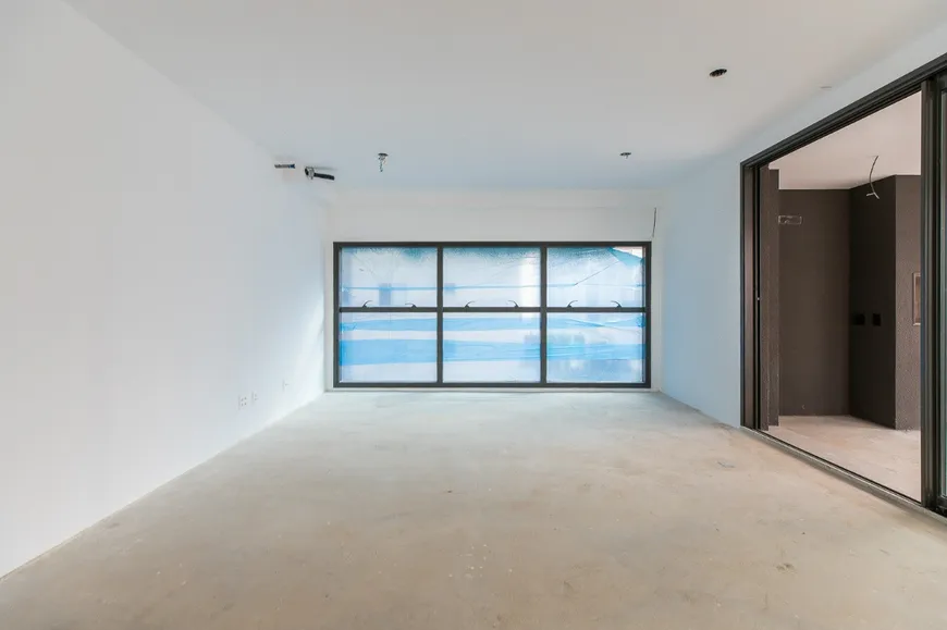 Foto 1 de Apartamento com 3 Quartos à venda, 153m² em Vila Olímpia, São Paulo