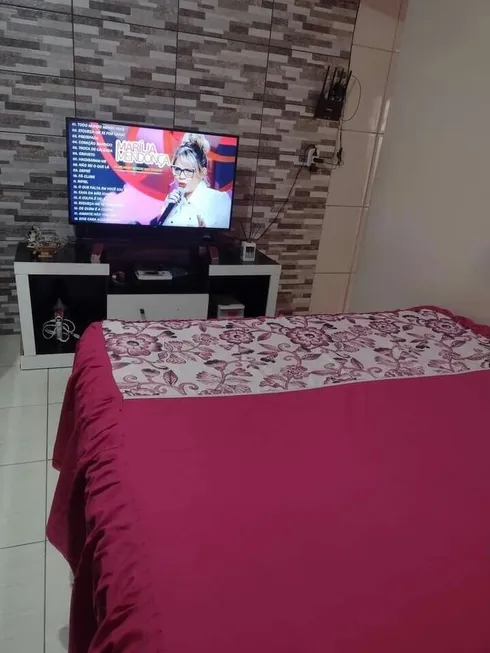 Foto 1 de Casa com 2 Quartos à venda, 70m² em Uruguai, Salvador