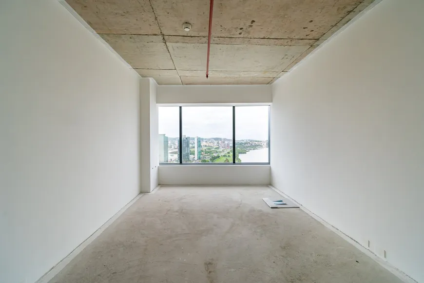 Foto 1 de Sala Comercial à venda, 35m² em Praia de Belas, Porto Alegre