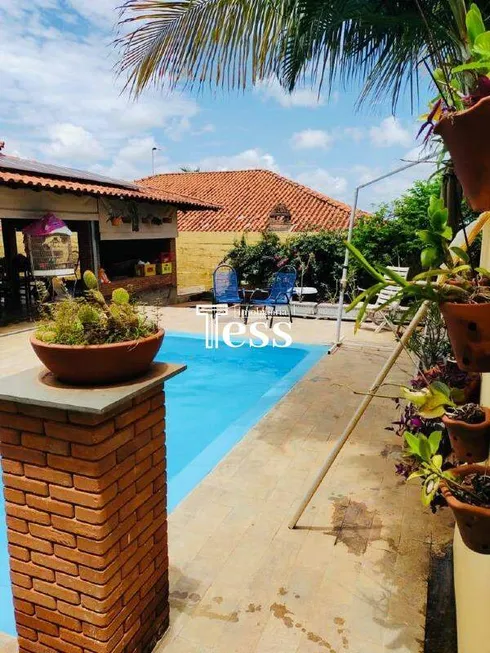 Foto 1 de Fazenda/Sítio com 3 Quartos à venda, 207m² em Condomínio Barra Mansa, Sales