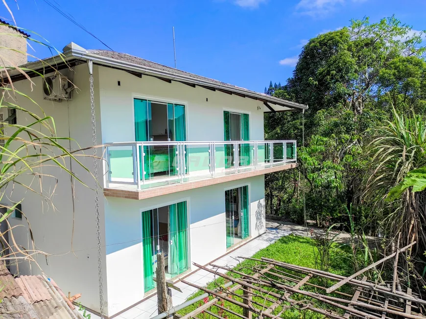 Foto 1 de Casa com 4 Quartos à venda, 123m² em Garcia, Blumenau