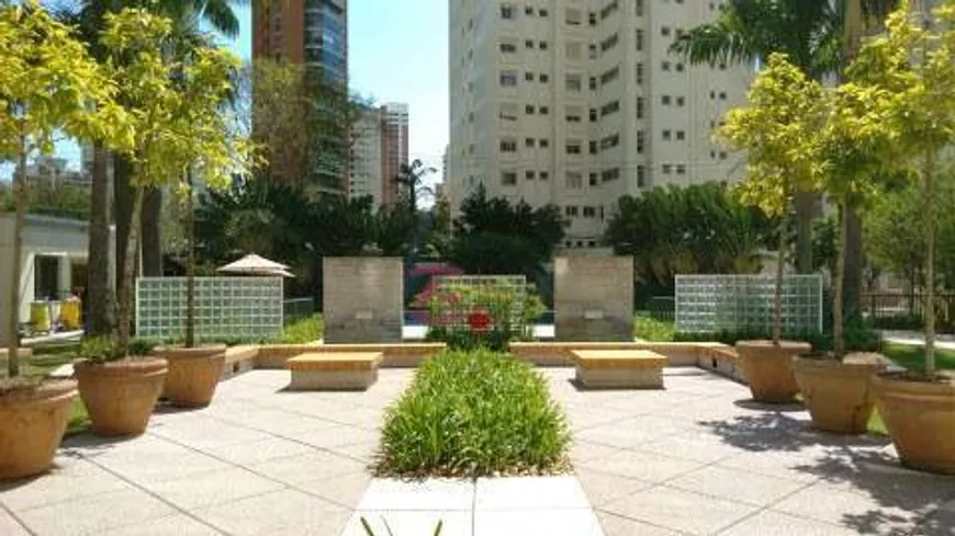 Foto 1 de Apartamento com 4 Quartos à venda, 342m² em Jardim Vila Mariana, São Paulo