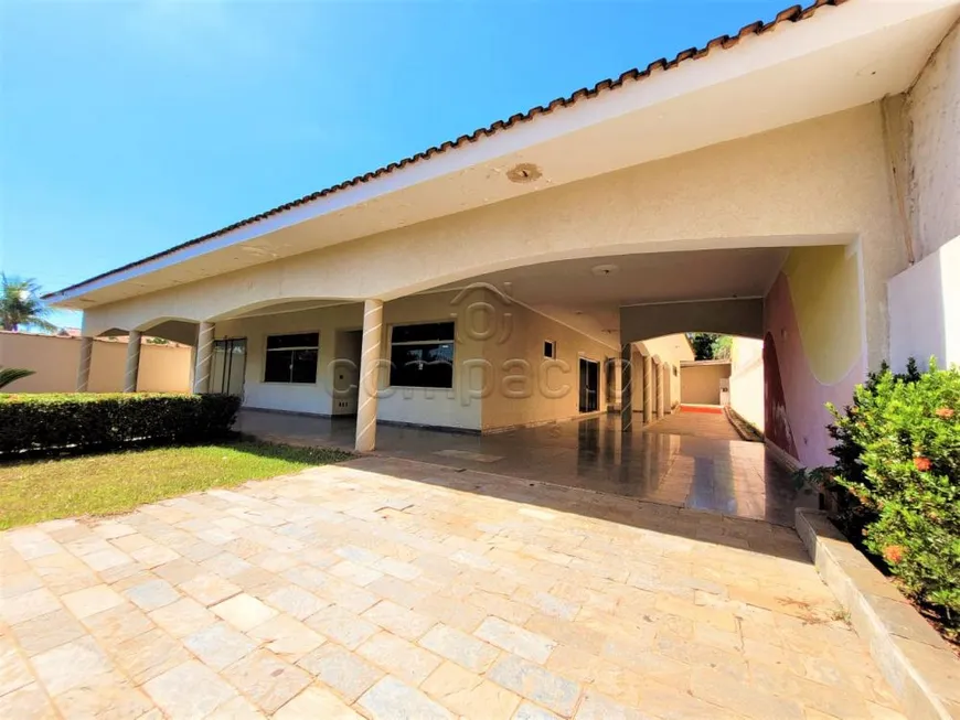 Foto 1 de Casa com 4 Quartos para alugar, 400m² em Jardim Francisco Fernandes, São José do Rio Preto