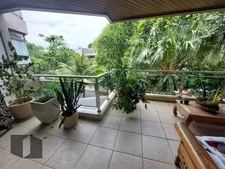 Foto 1 de Apartamento com 4 Quartos à venda, 181m² em Barra da Tijuca, Rio de Janeiro