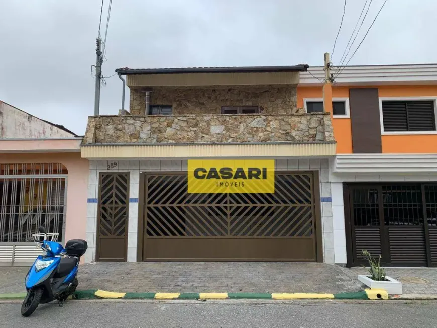 Foto 1 de Sobrado com 3 Quartos à venda, 190m² em Santa Terezinha, São Bernardo do Campo