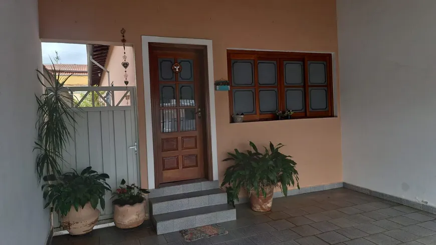 Foto 1 de Casa com 3 Quartos à venda, 100m² em Centro, Salto
