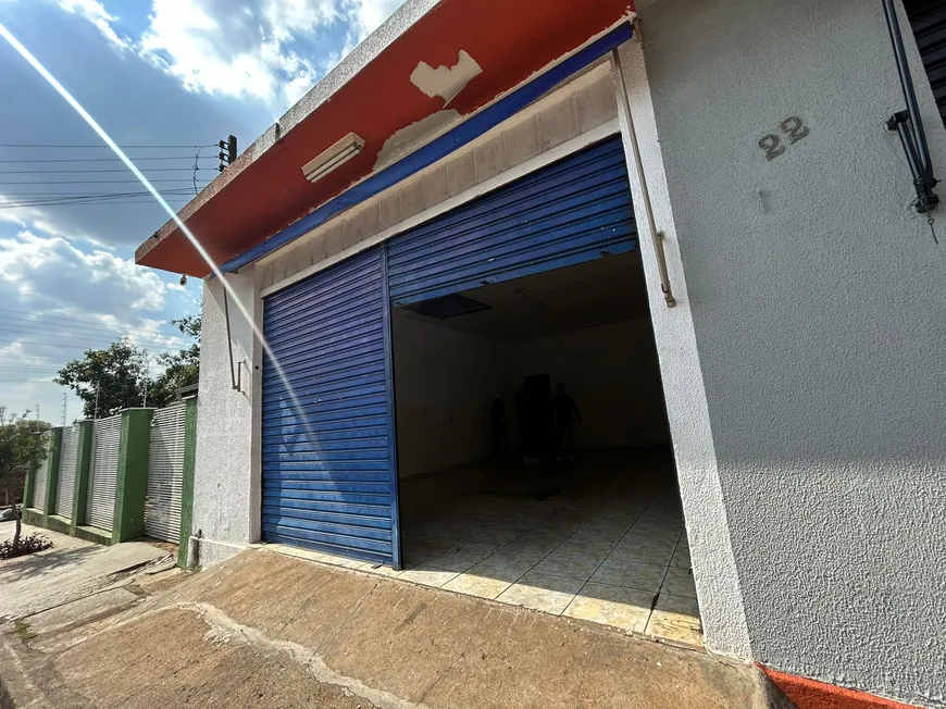 Foto 1 de Galpão/Depósito/Armazém para alugar, 60m² em Vila Martins, Ibiporã