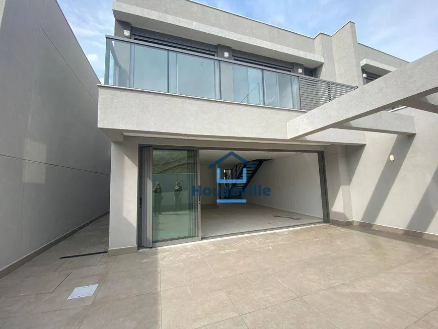 Foto 1 de Casa de Condomínio com 3 Quartos à venda, 200m² em Tamboré, Santana de Parnaíba