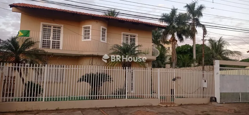 Foto 1 de Sobrado com 5 Quartos à venda, 450m² em Jardim Primavera, Cuiabá