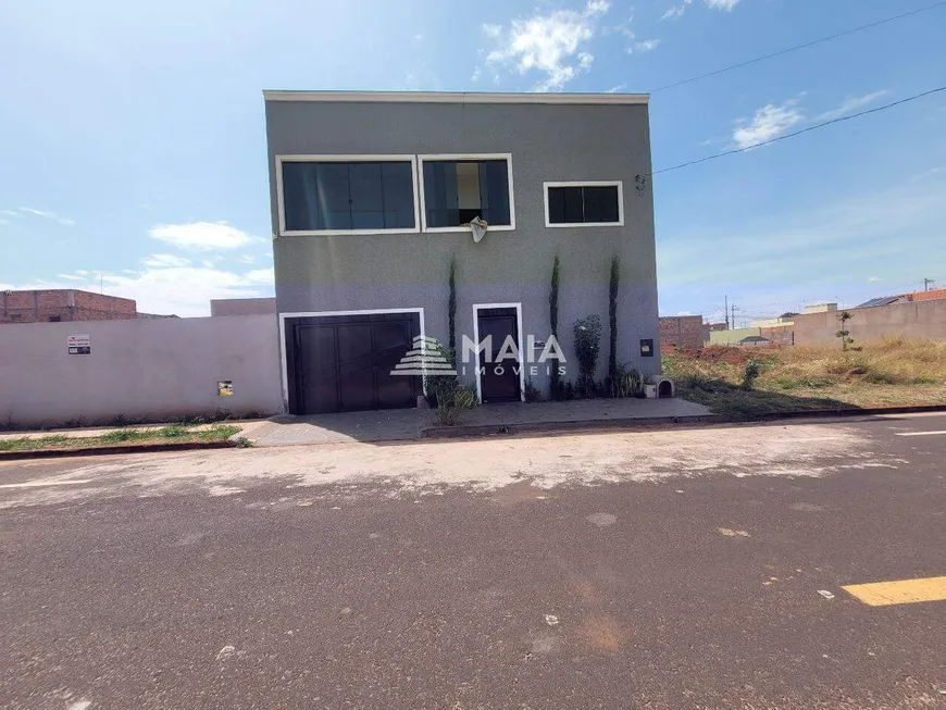 Foto 1 de Casa com 4 Quartos à venda, 225m² em Parque das Laranjeiras II, Uberaba