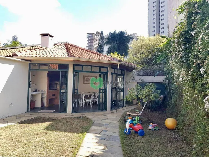 Foto 1 de Casa com 4 Quartos à venda, 288m² em Vila Madalena, São Paulo