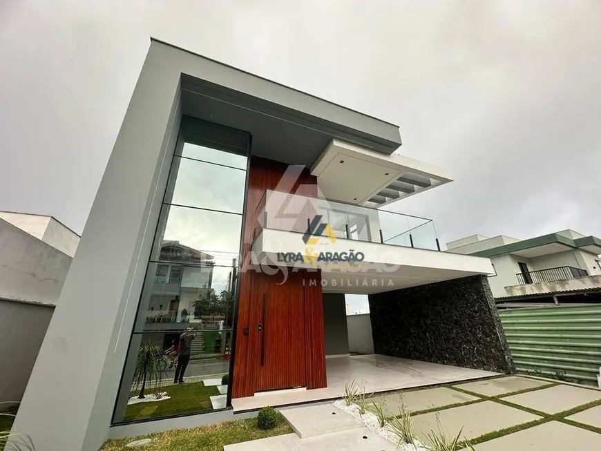 Foto 1 de Casa de Condomínio com 4 Quartos à venda, 280m² em Itararé, Campina Grande