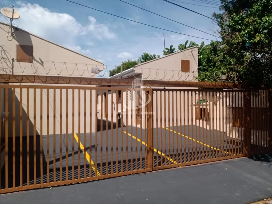 Foto 1 de Kitnet com 1 Quarto para alugar, 25m² em Jardim Quitandinha, Araraquara