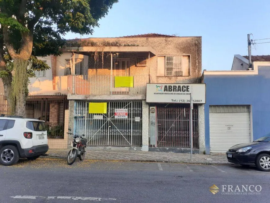 Foto 1 de Sobrado com 3 Quartos à venda, 155m² em Centro, Taubaté