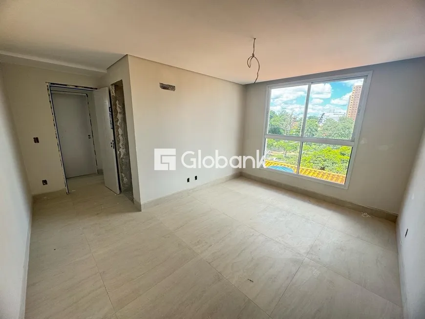 Foto 1 de Apartamento com 2 Quartos à venda, 72m² em Todos os Santos, Montes Claros