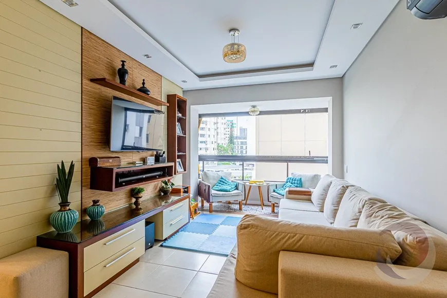 Foto 1 de Apartamento com 3 Quartos à venda, 111m² em Agronômica, Florianópolis