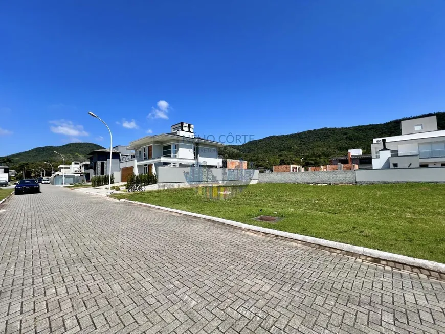 Foto 1 de Lote/Terreno à venda, 400m² em Ratones, Florianópolis