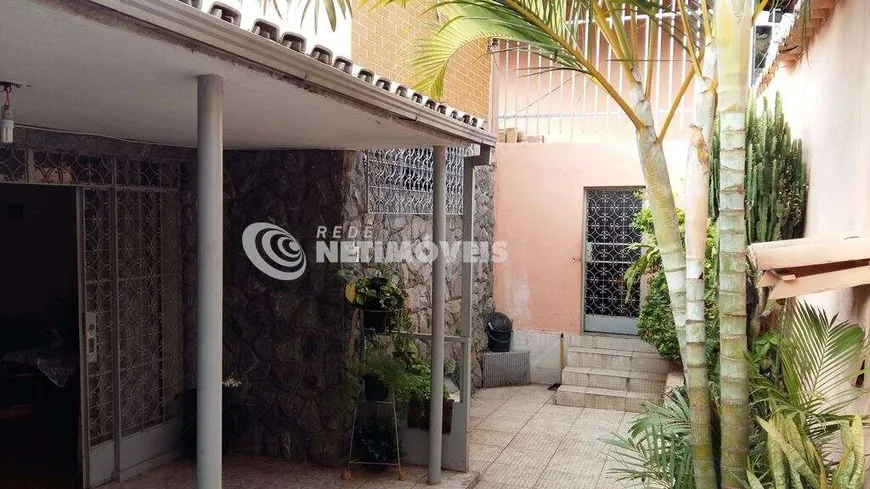 Foto 1 de Casa com 6 Quartos à venda, 200m² em Nova Vista, Belo Horizonte