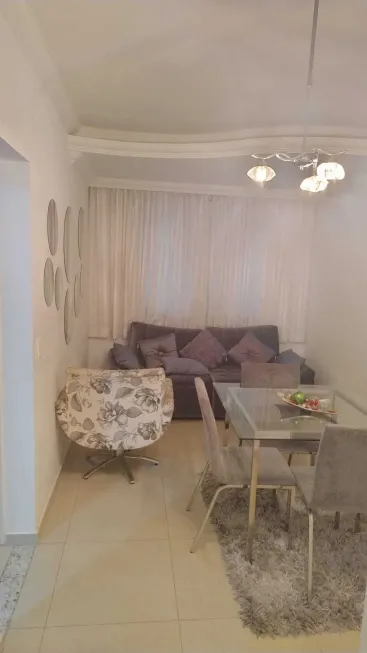 Foto 1 de Apartamento com 2 Quartos à venda, 50m² em Cabral, Contagem