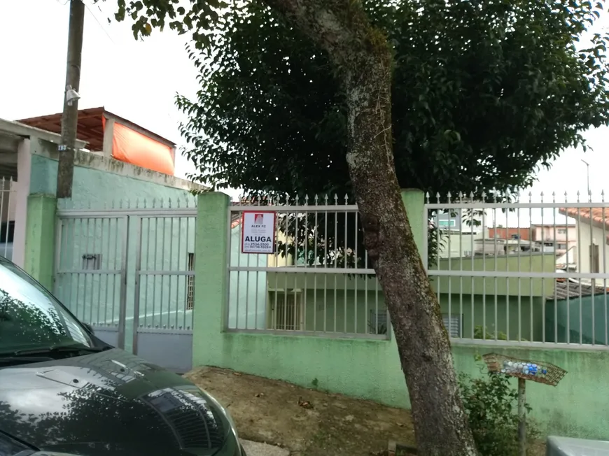 Foto 1 de Casa com 2 Quartos para alugar, 80m² em Vila Curuçá, Santo André