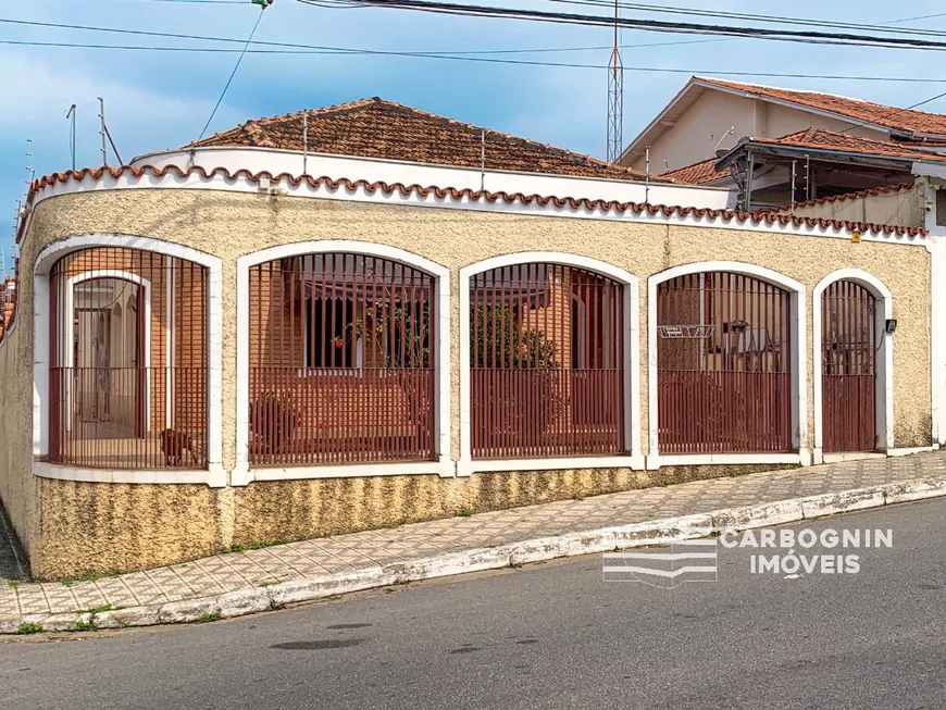 Foto 1 de Casa com 4 Quartos à venda, 213m² em Vila Resende, Caçapava