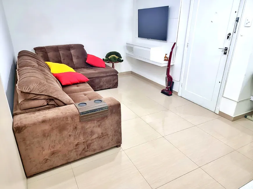 Foto 1 de Apartamento com 1 Quarto à venda, 59m² em Encruzilhada, Santos