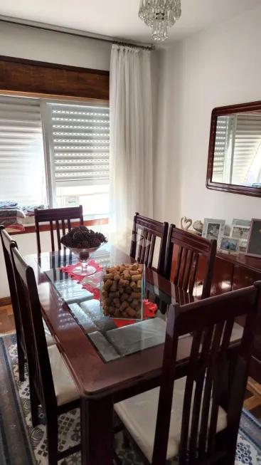 Foto 1 de Apartamento com 2 Quartos à venda, 45m² em Vila Ipiranga, Porto Alegre