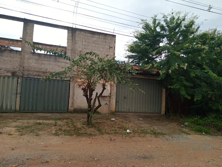 Foto 1 de Casa com 6 Quartos à venda, 380m² em Vale das Acácias , Ribeirão das Neves