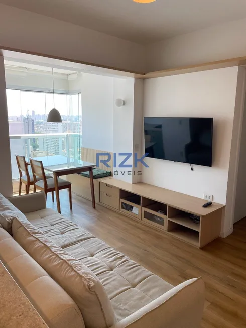 Foto 1 de Apartamento com 2 Quartos à venda, 65m² em Liberdade, São Paulo