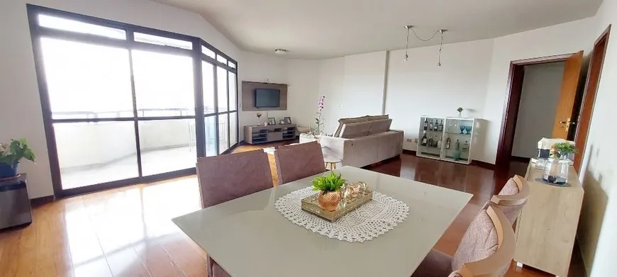 Foto 1 de Apartamento com 4 Quartos à venda, 189m² em Centro, Piracicaba