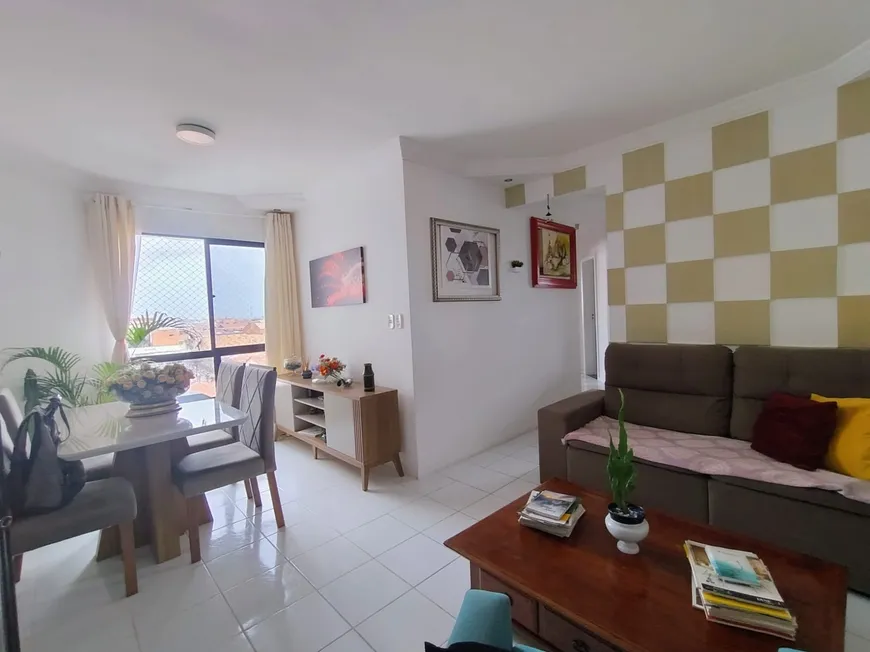 Foto 1 de Apartamento com 3 Quartos à venda, 70m² em Luzia, Aracaju