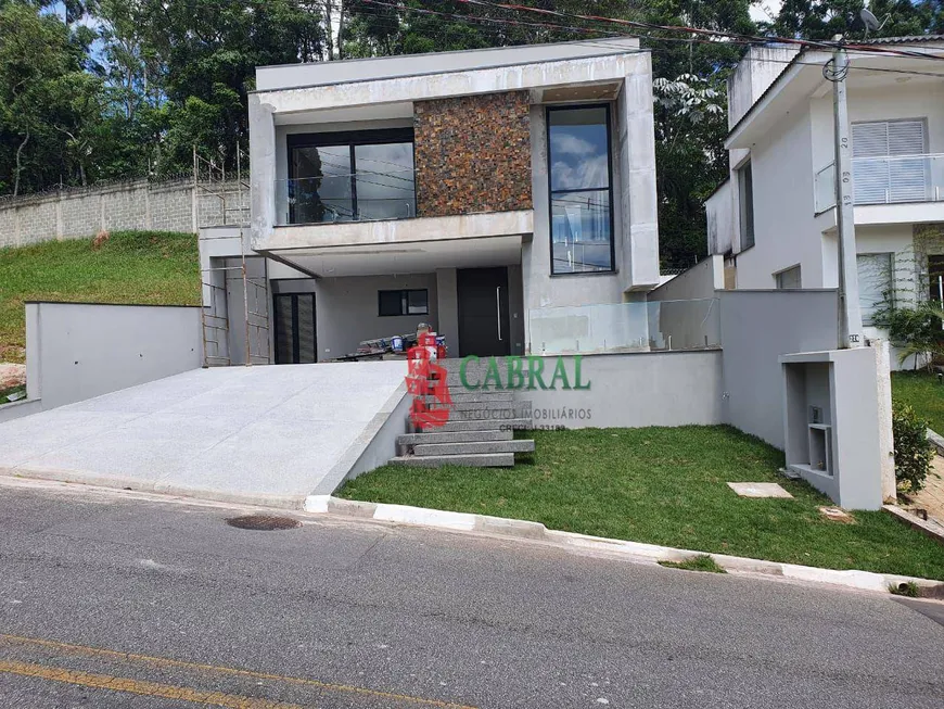 Foto 1 de Casa de Condomínio com 3 Quartos à venda, 255m² em Residencial Real Park, Arujá