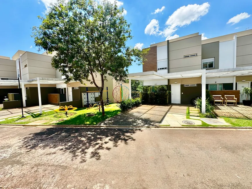 Foto 1 de Casa de Condomínio com 3 Quartos à venda, 129m² em Centro, Londrina