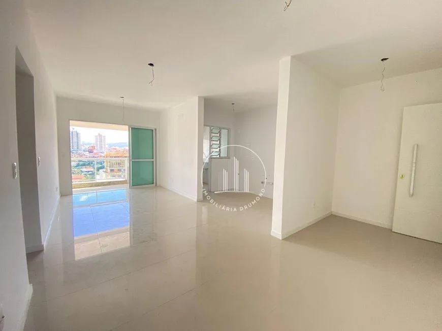 Foto 1 de Apartamento com 2 Quartos à venda, 74m² em Jardim Atlântico, Florianópolis