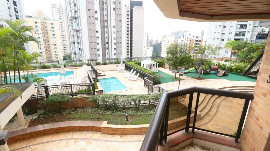 Foto 1 de Apartamento com 3 Quartos à venda, 139m² em Morumbi, São Paulo