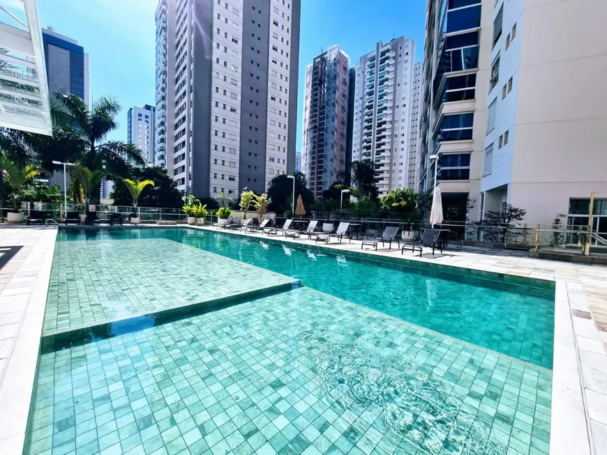 Foto 1 de Apartamento com 3 Quartos à venda, 221m² em Gleba Palhano, Londrina