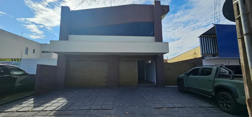 Foto 1 de Ponto Comercial com 6 Quartos para alugar, 477m² em Anhangüera, Goiânia