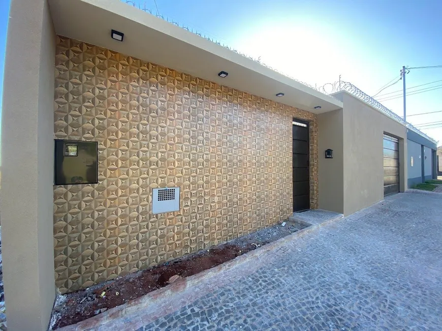 Foto 1 de Casa com 3 Quartos à venda, 137m² em Independência, Ituiutaba