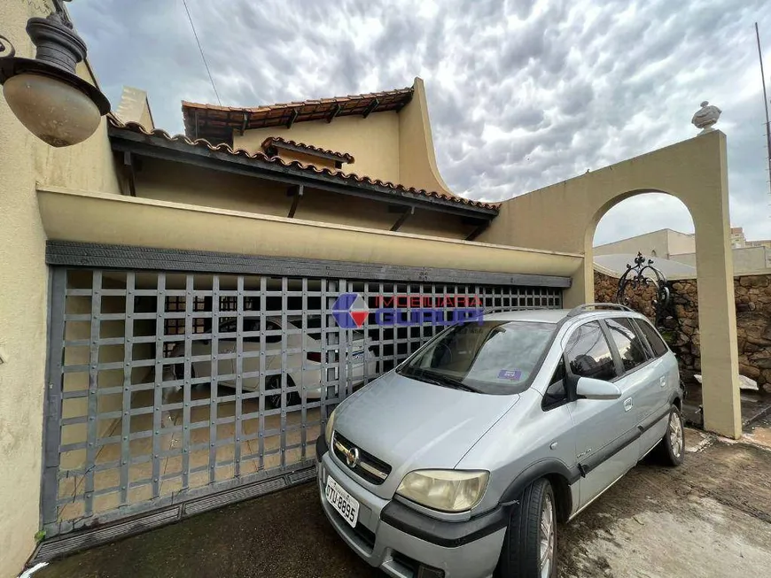 Foto 1 de Casa com 4 Quartos para venda ou aluguel, 640m² em Vila Redentora, São José do Rio Preto